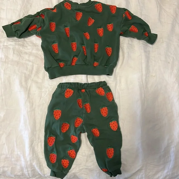 Mini Rodini size 9-18 mth green strawberry set